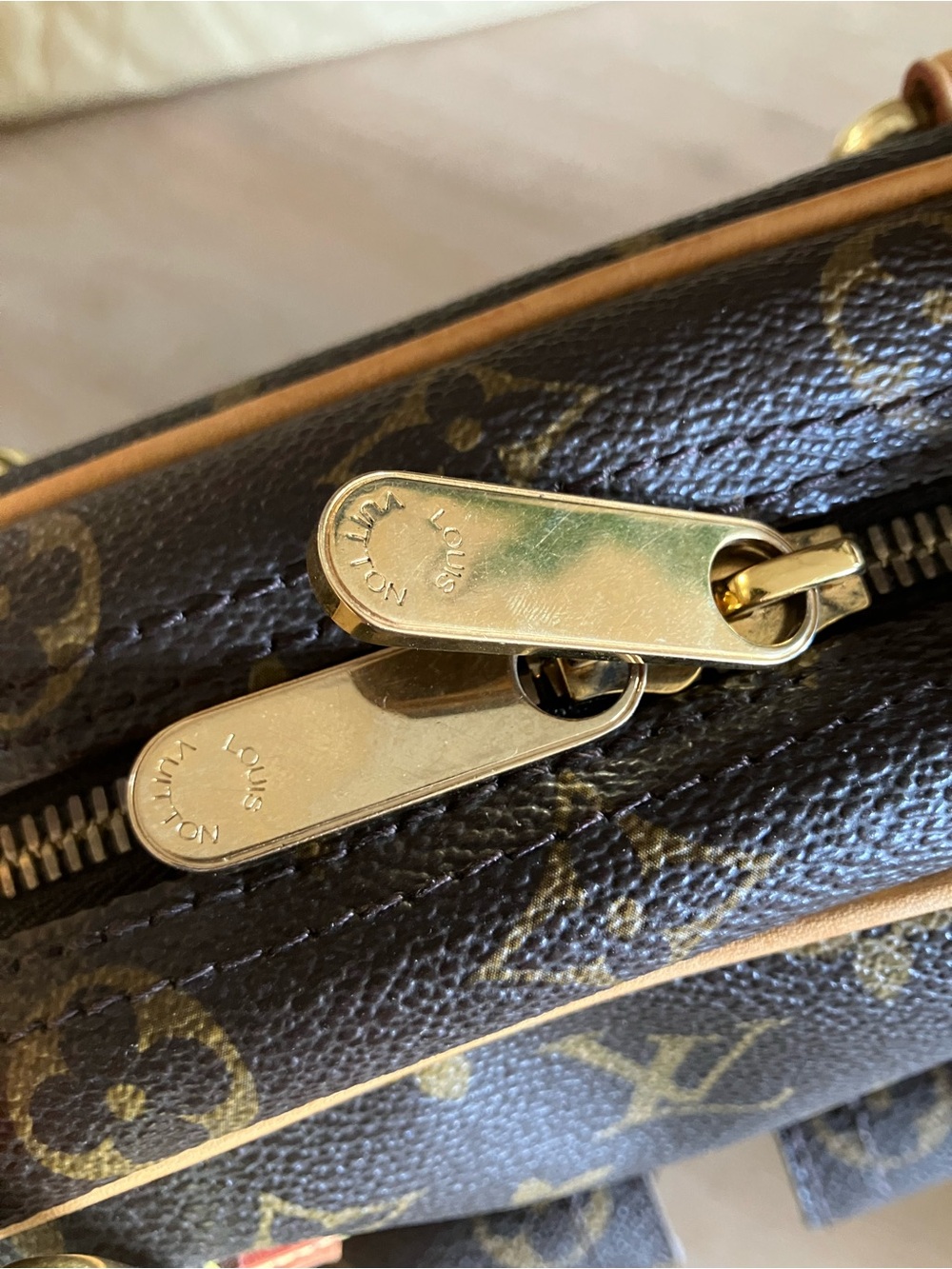 Louis Vuitton Monogram Canvas Manhattan PM - Picture 6 of 16
